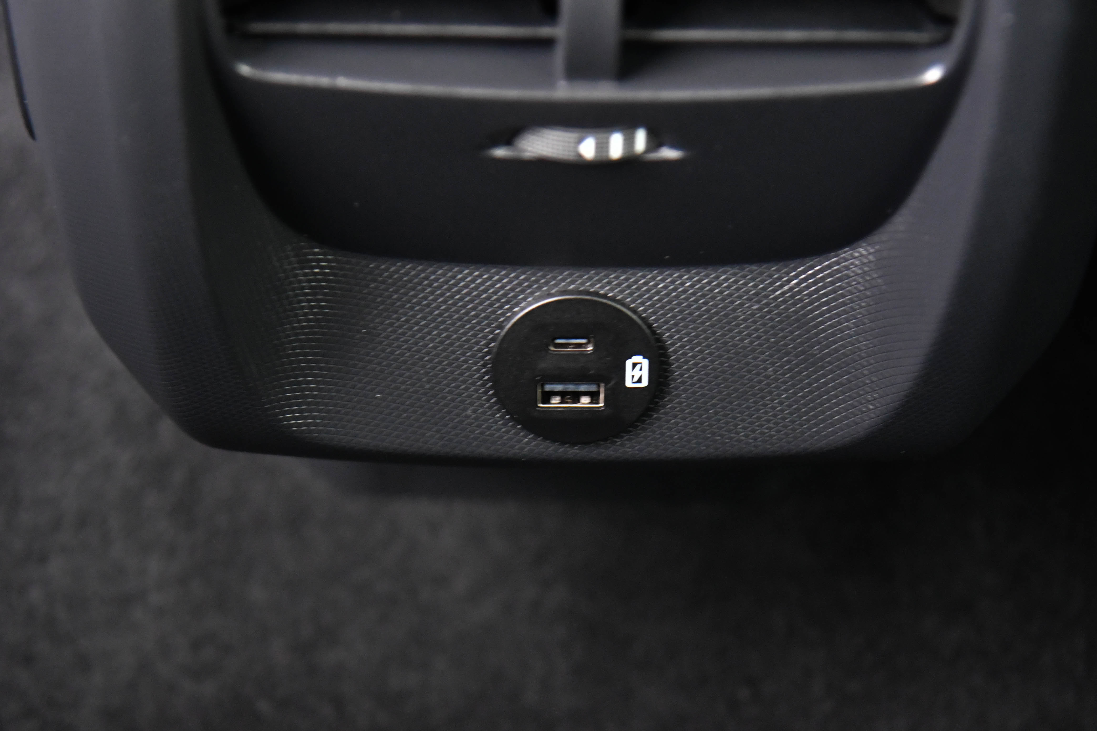 Used 2023 Ford Mustang Mach-E Select image 41