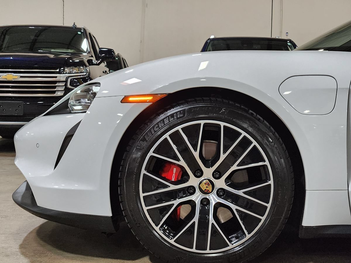Used 2021 Porsche Taycan 4S AWD/4WD image 5