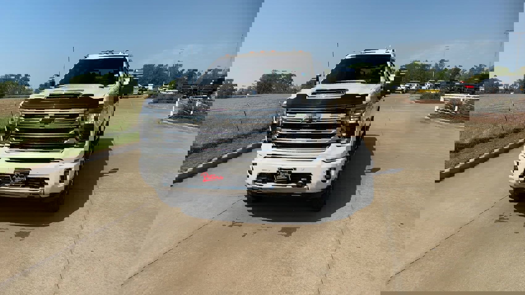 Used 2024 Chevrolet Silverado 2500 High Country w/ High Country Premium Package image 3