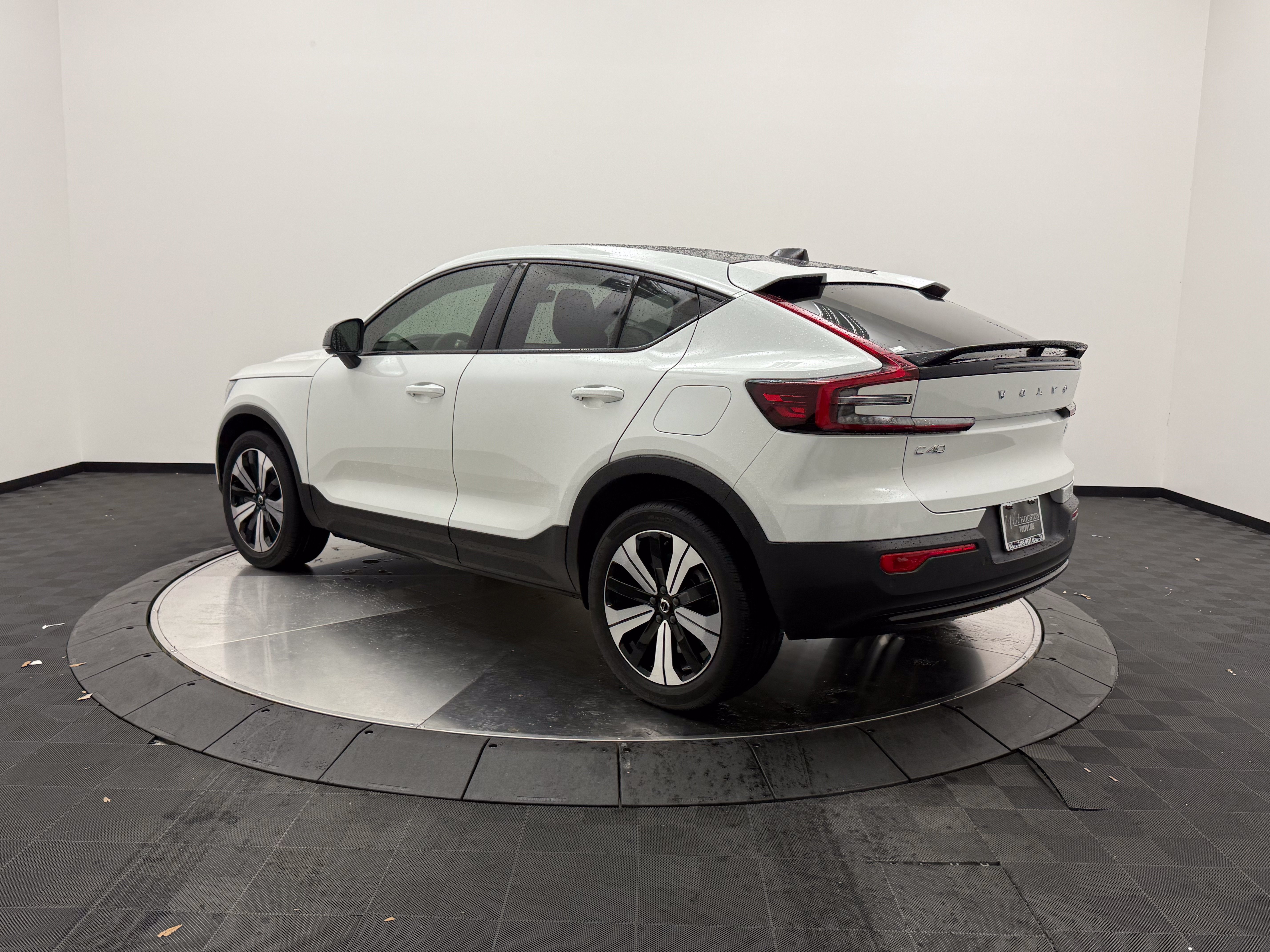 Certified 2023 Volvo C40 Recharge Core AWD/4WD image 5