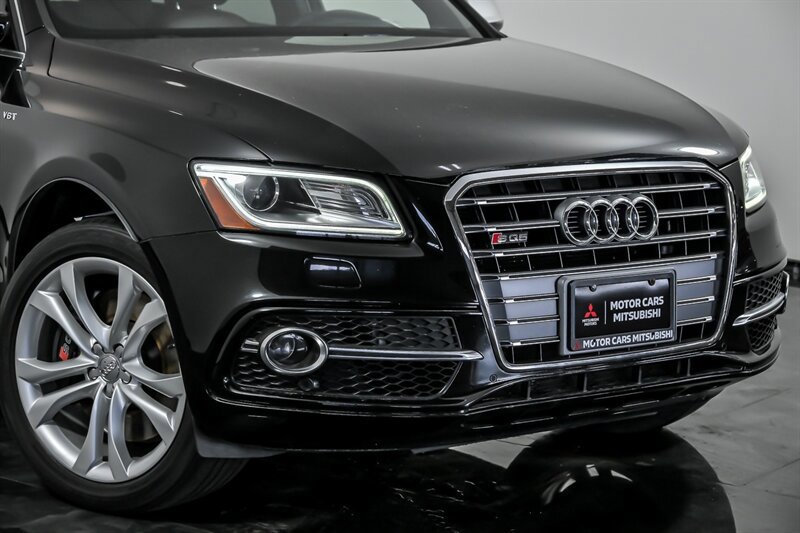 Used 2017 Audi SQ5 Premium Plus AWD/4WD image 2