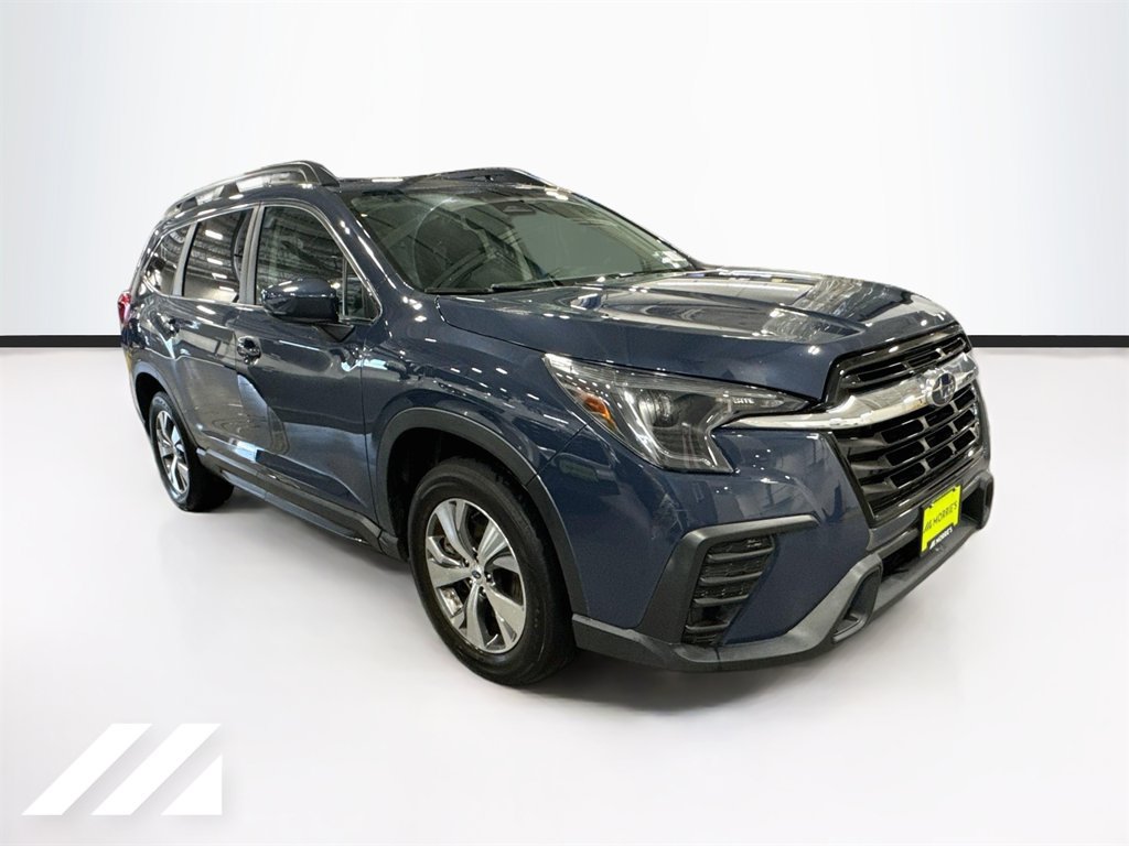 Used 2024 Subaru Ascent Premium w/ Convenience Package AWD/4WD image 3