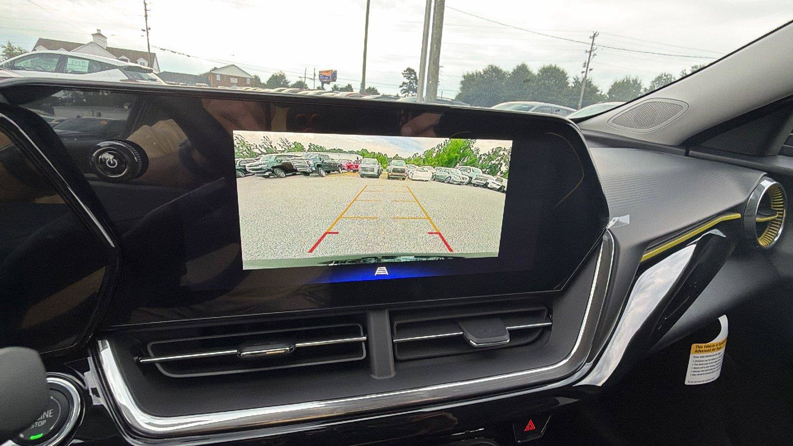 New 2026 Chevrolet Trax ACTIV w/ Sunroof Package FWD image 29