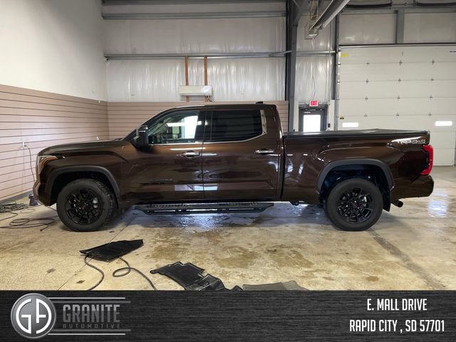 Used 2023 Toyota Tundra Limited image 3