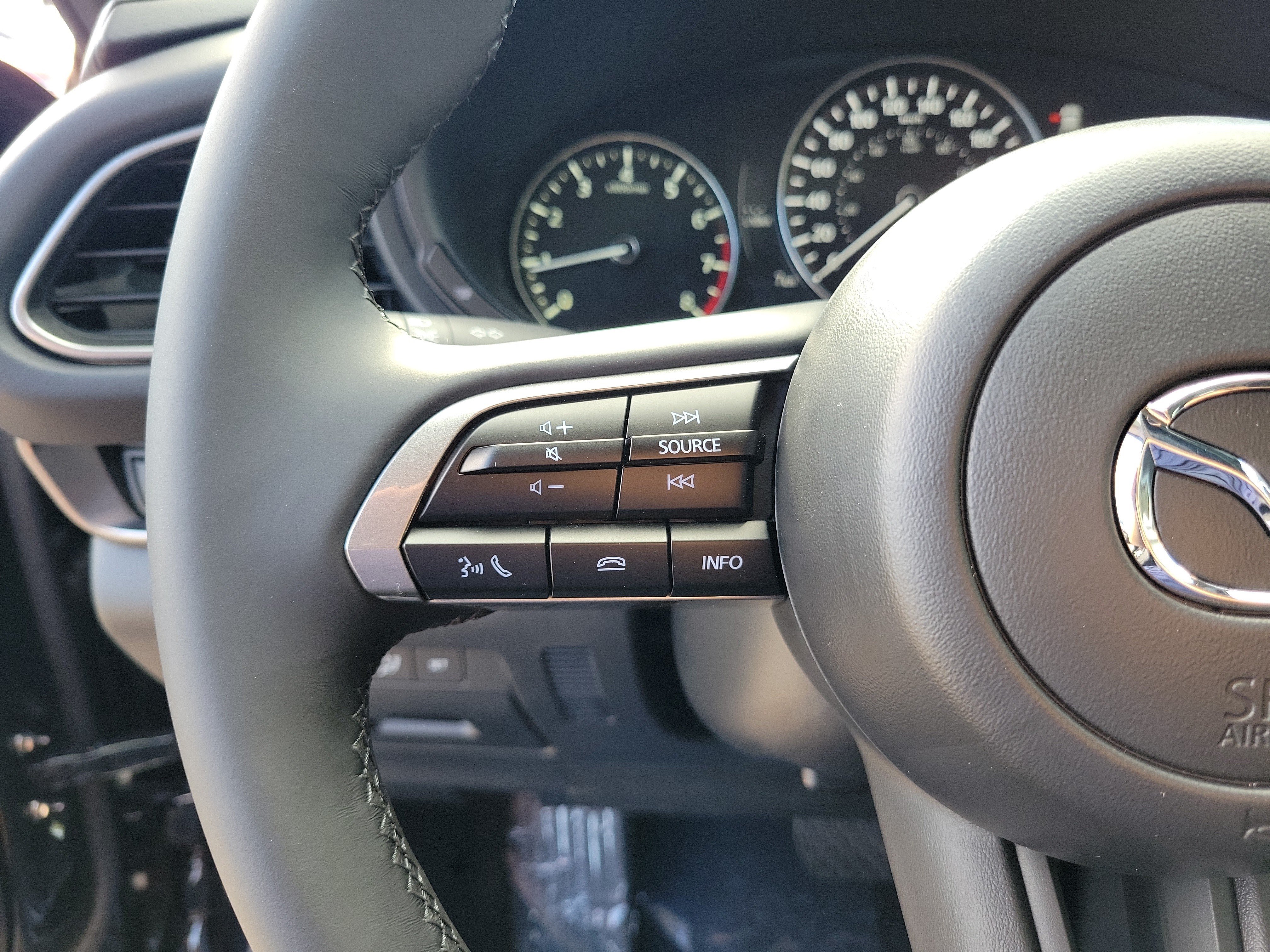 New 2026 MAZDA CX-30 AWD 2.5 S w/ Select Sport Pkg image 24