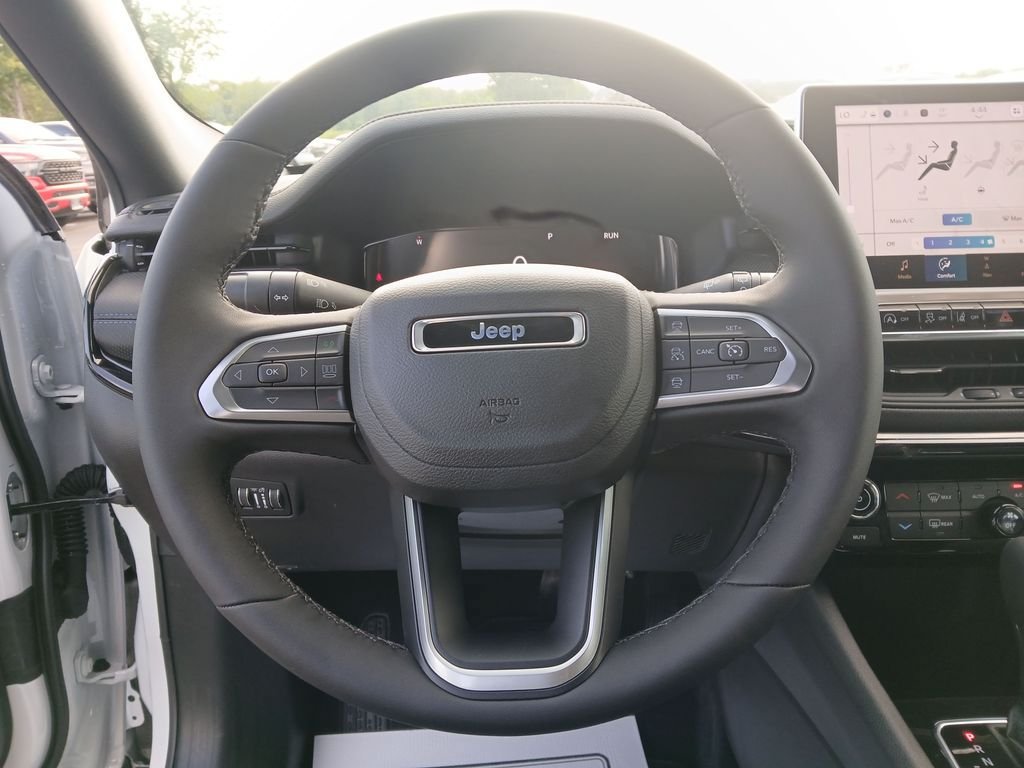 New 2026 Jeep Compass Limited w/ Sun, Sound & Navigation Group AWD/4WD image 15