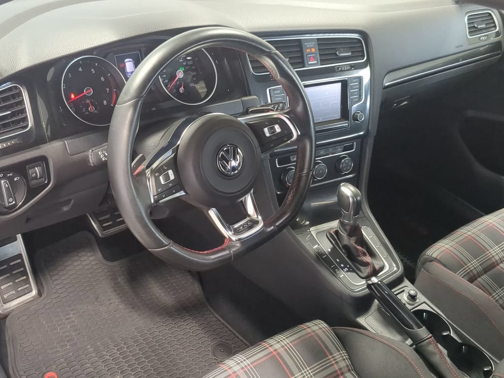 Used 2015 Volkswagen GTI S FWD image 12