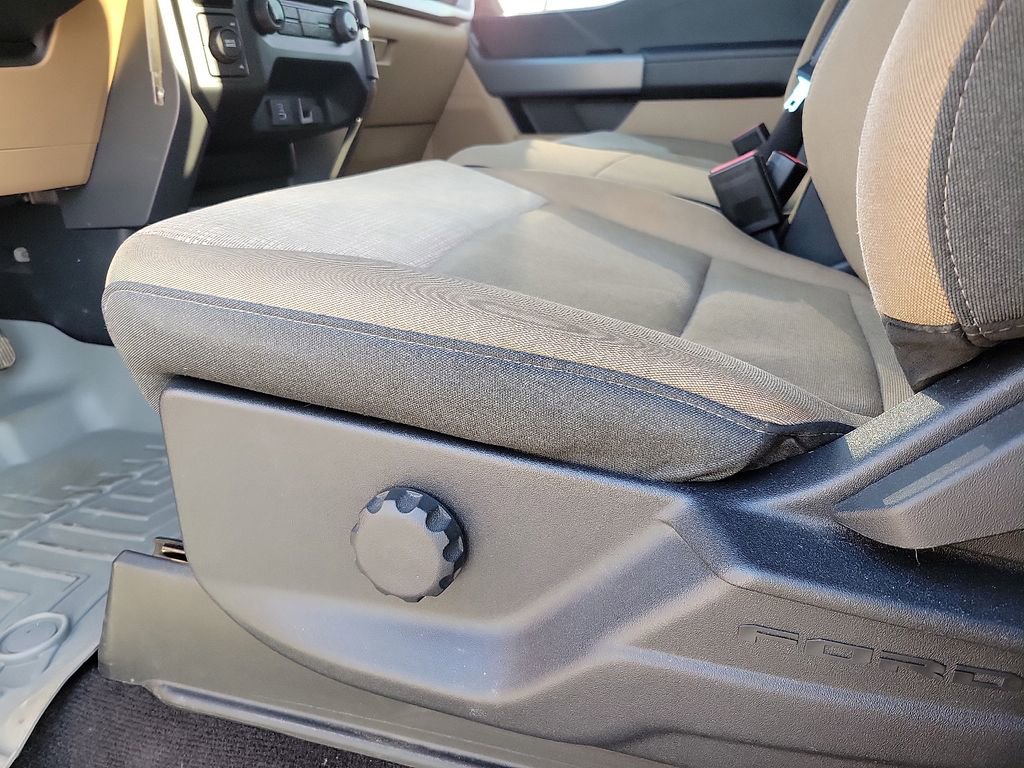 Used 2022 Ford F150 XLT image 12