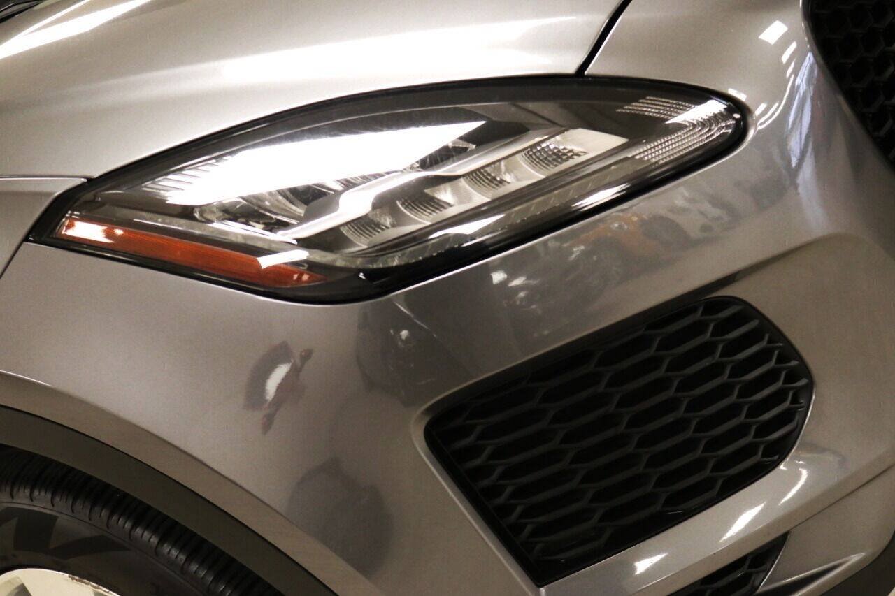 Used 2020 Jaguar E-PACE SE AWD/4WD image 93