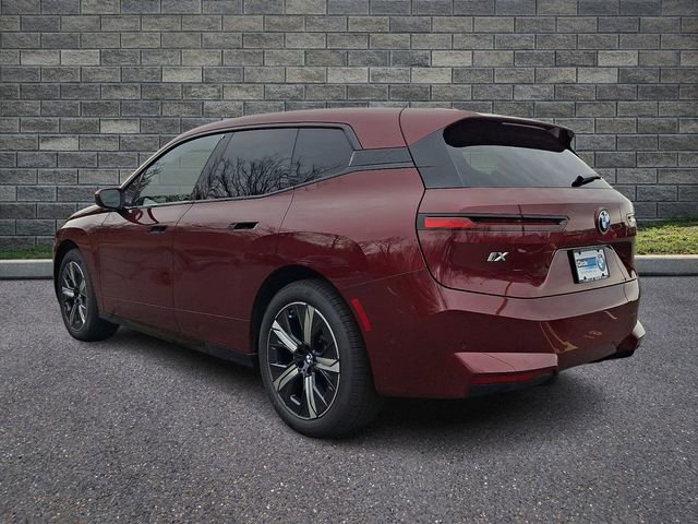 New 2026 BMW iX xDrive45 image 4