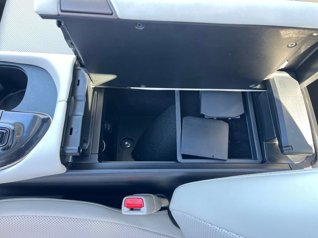 Certified 2025 Toyota Crown Limited image 26