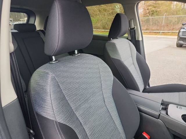 Used 2023 Nissan Rogue SV image 15