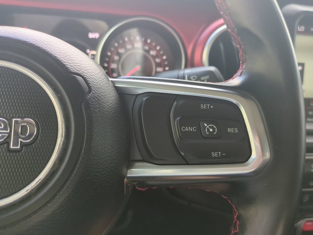 Used 2021 Jeep Gladiator Rubicon AWD/4WD image 32