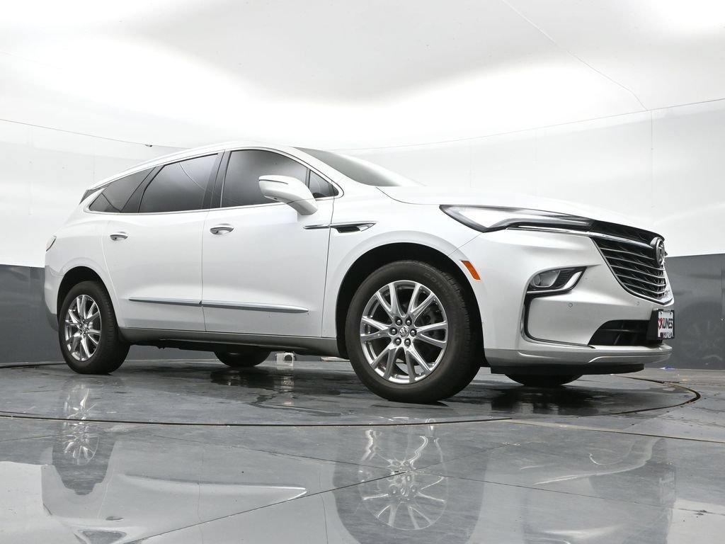 Used 2023 Buick Enclave Premium w/ Experience Buick Package AWD/4WD image 45