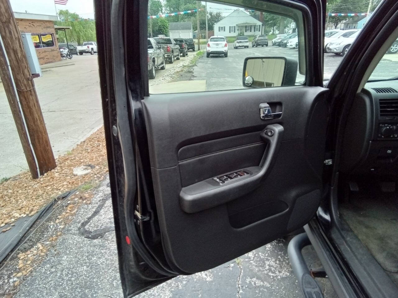 Used 2007 HUMMER H3 AWD/4WD image 14