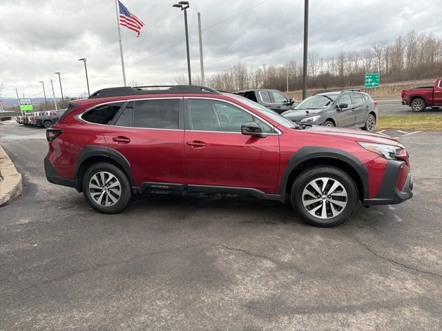 Used 2024 Subaru Outback Premium image 6