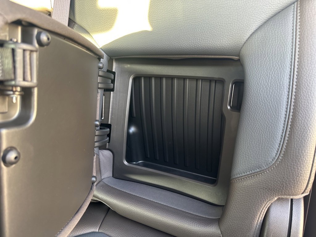 Used 2023 GMC Sierra 3500 Denali w/ Denali Ultimate Package image 12