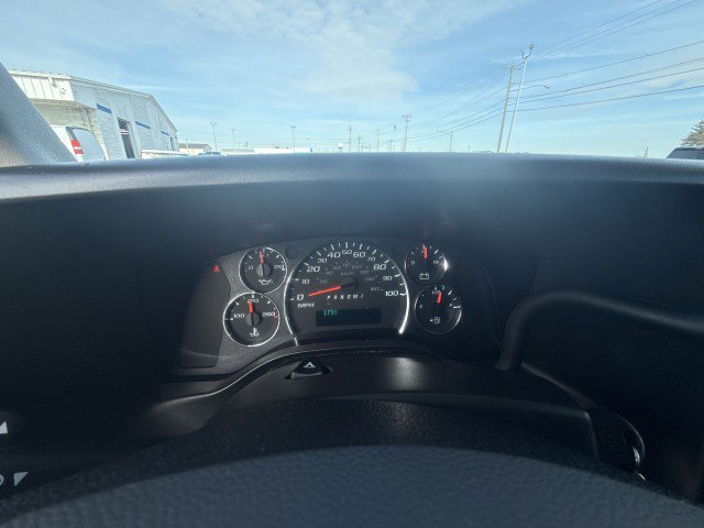 Certified 2024 GMC Savana 2500 w/ Driver Convenience Package image 10