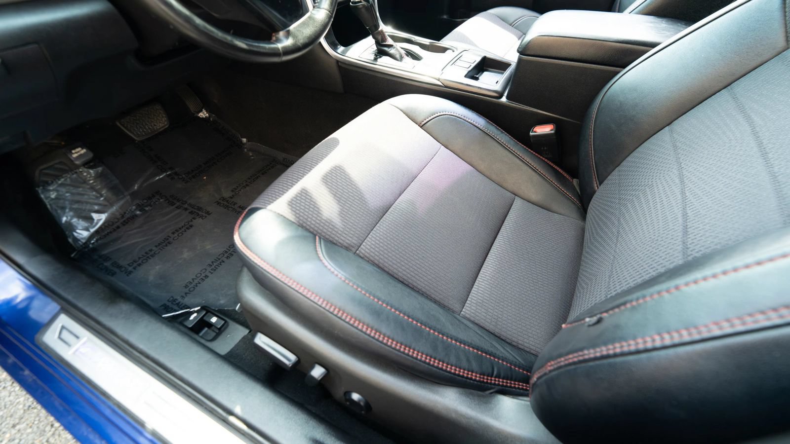 Used 2016 Toyota Camry SE FWD image 28