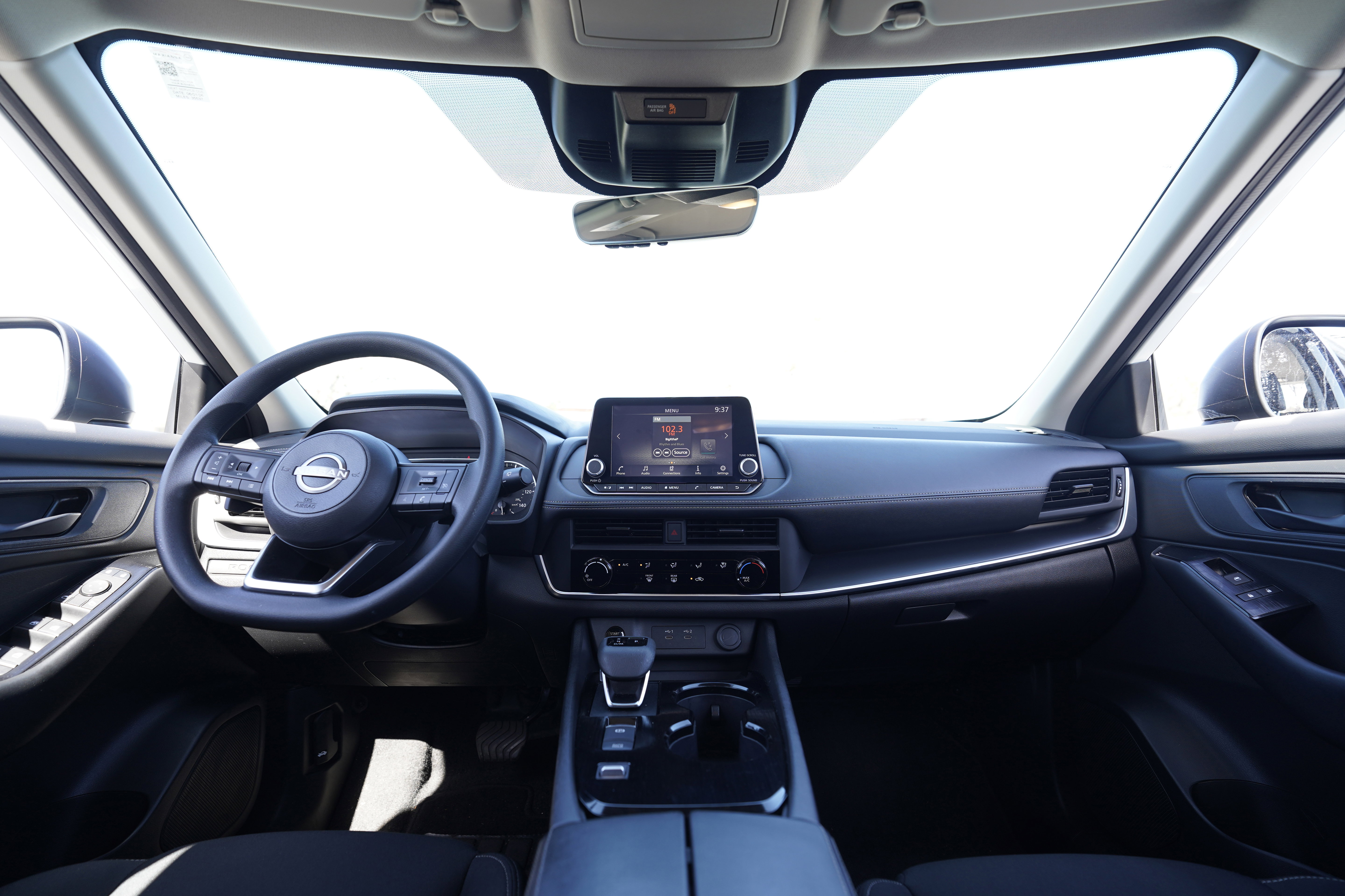 Used 2024 Nissan Rogue S image 13