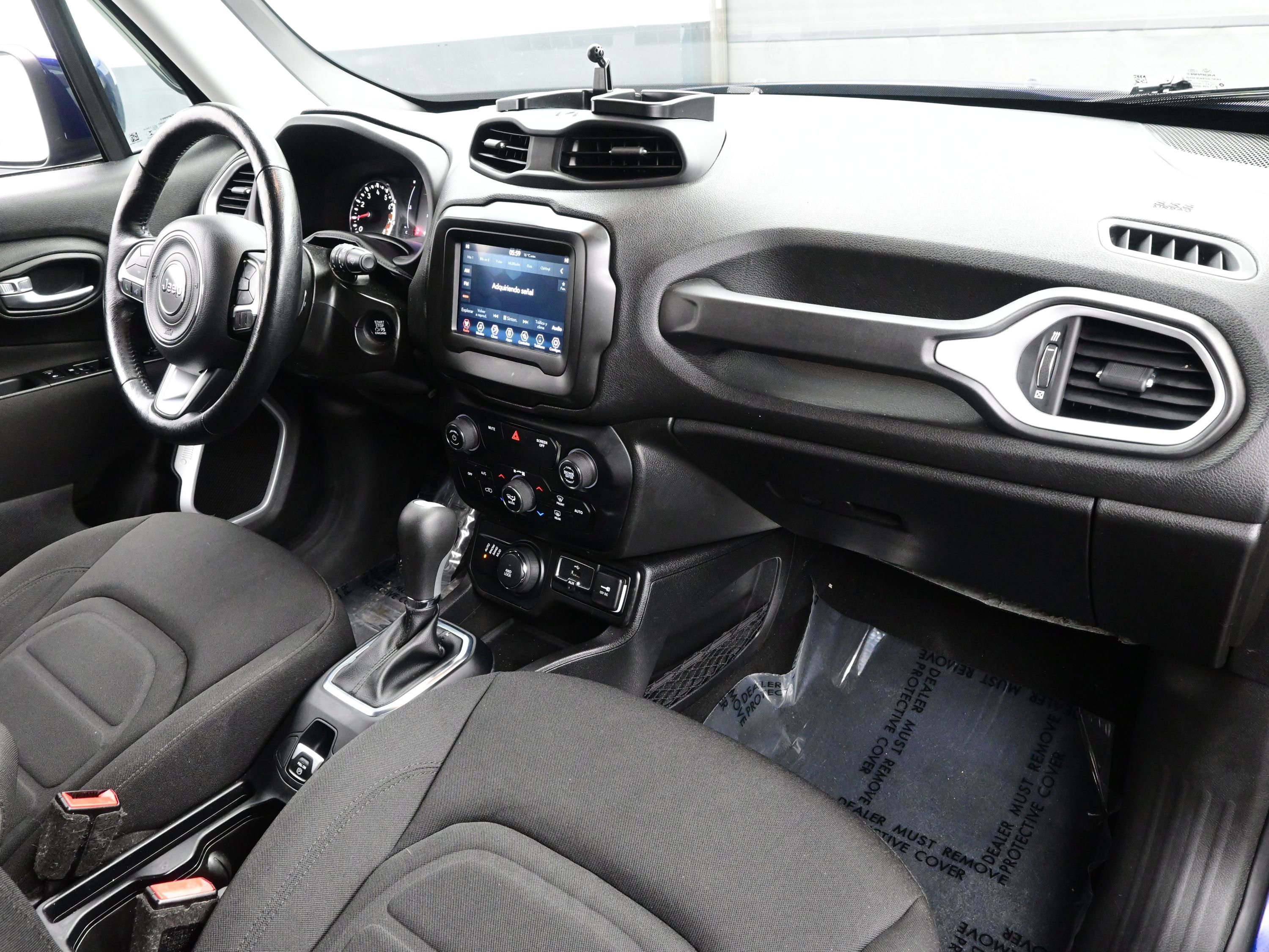 Used 2019 Jeep Renegade Latitude w/ Cold Weather Group image 15