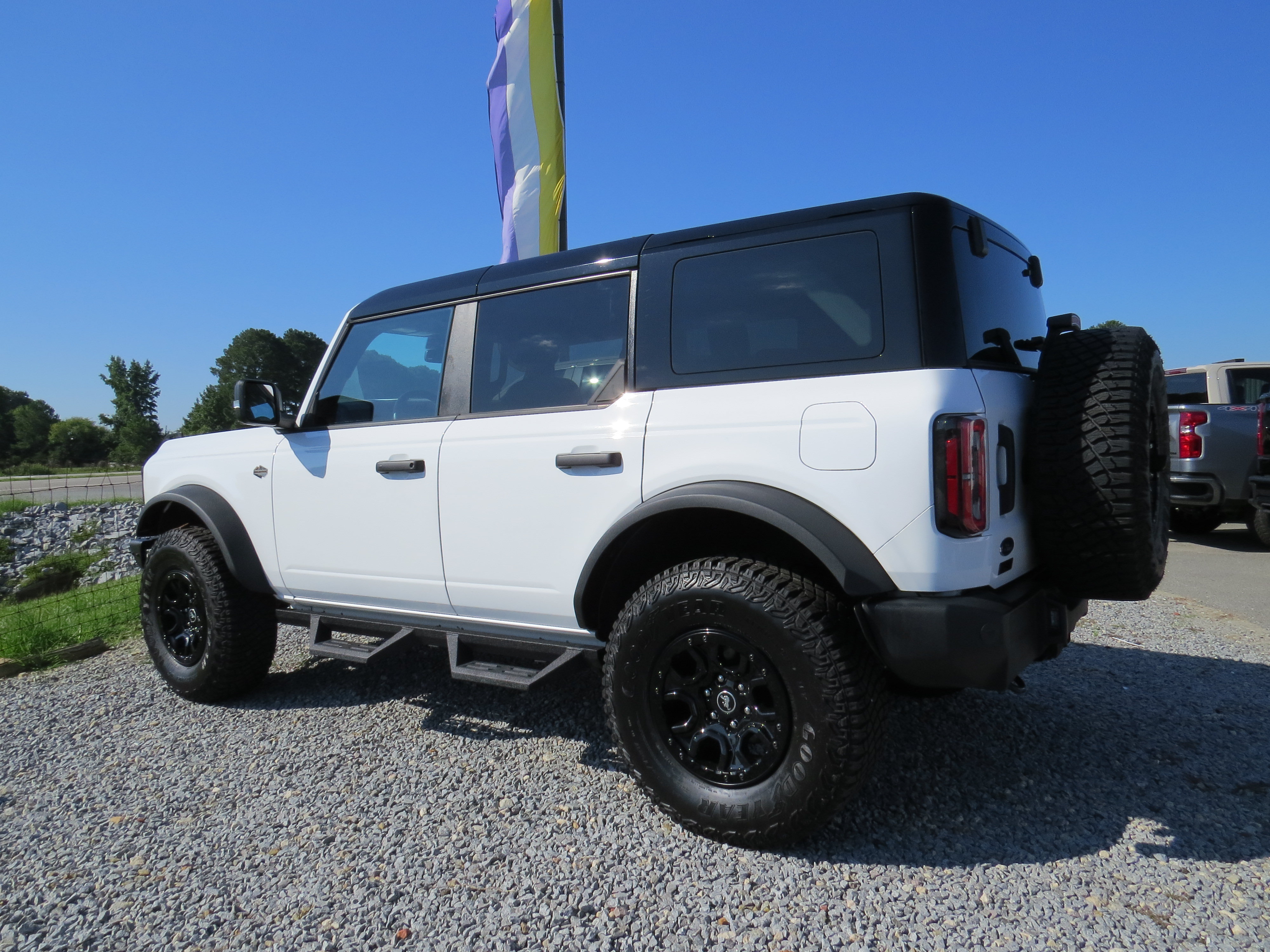 Used 2024 Ford Bronco Wildtrak AWD/4WD image 8