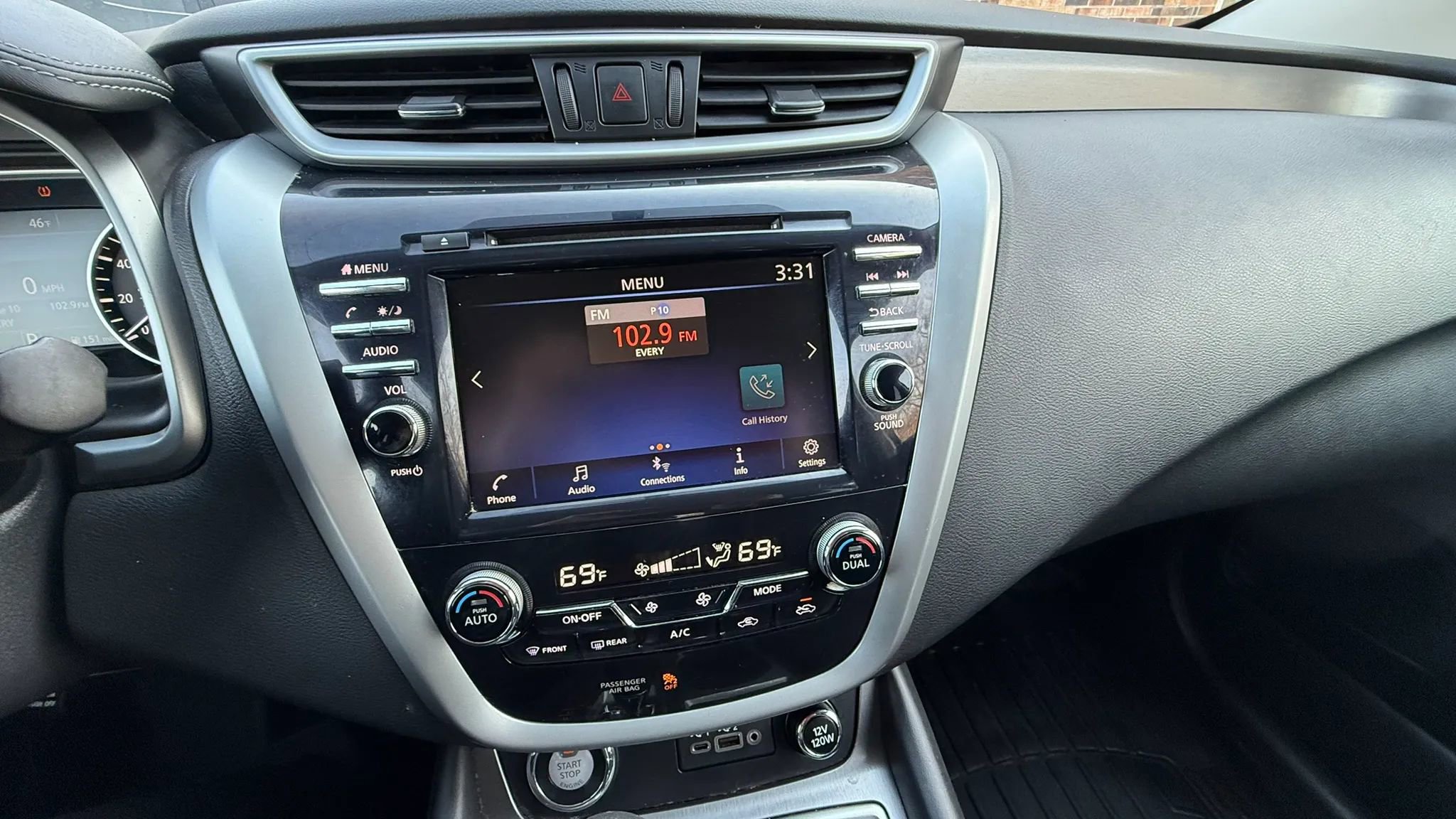 Used 2019 Nissan Murano S image 20