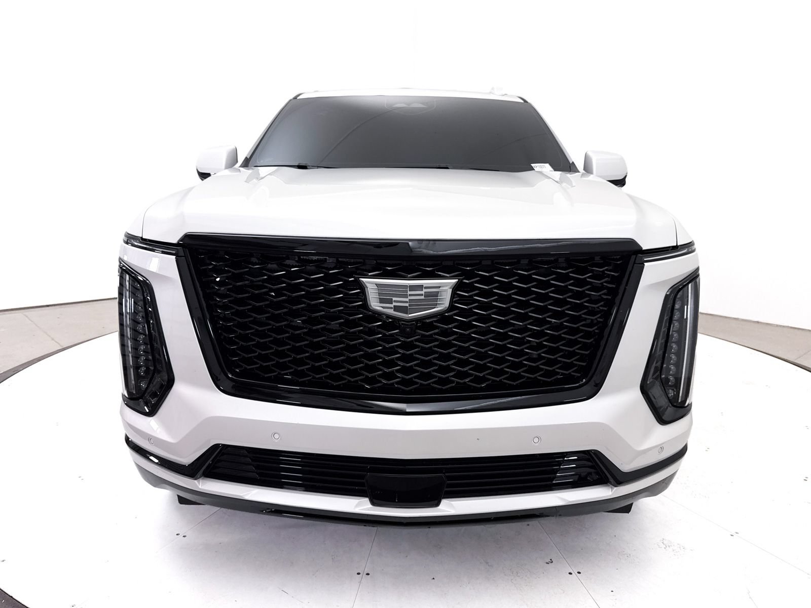 Used 2025 Cadillac Escalade Sport Platinum w/ LPO, ONYX Package AWD/4WD image 15