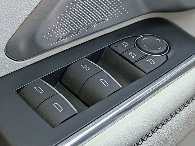 Used 2024 GMC Acadia Denali w/ Super Cruise Package AWD/4WD image 23