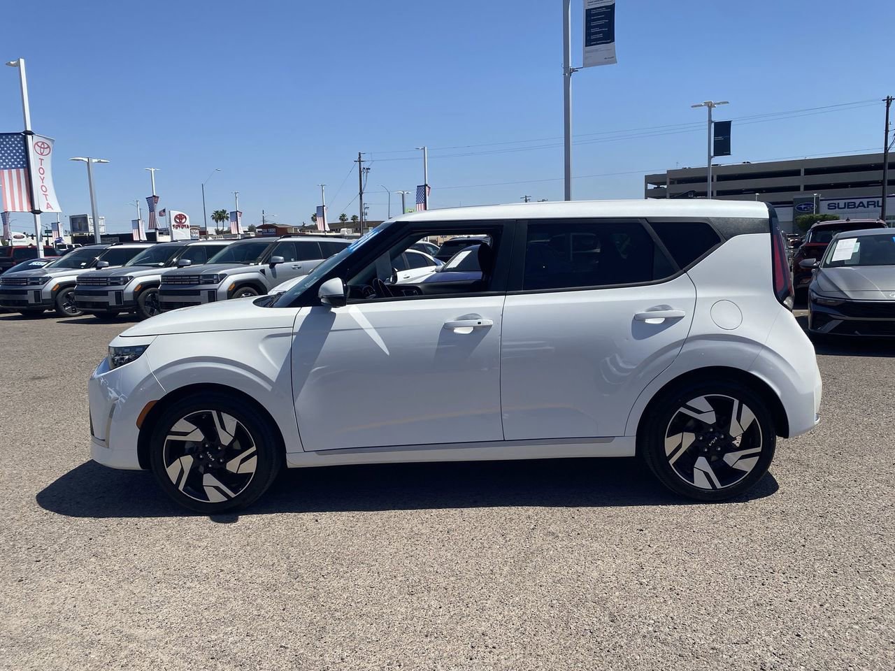 Certified 2024 Kia Soul GT-Line FWD image 4