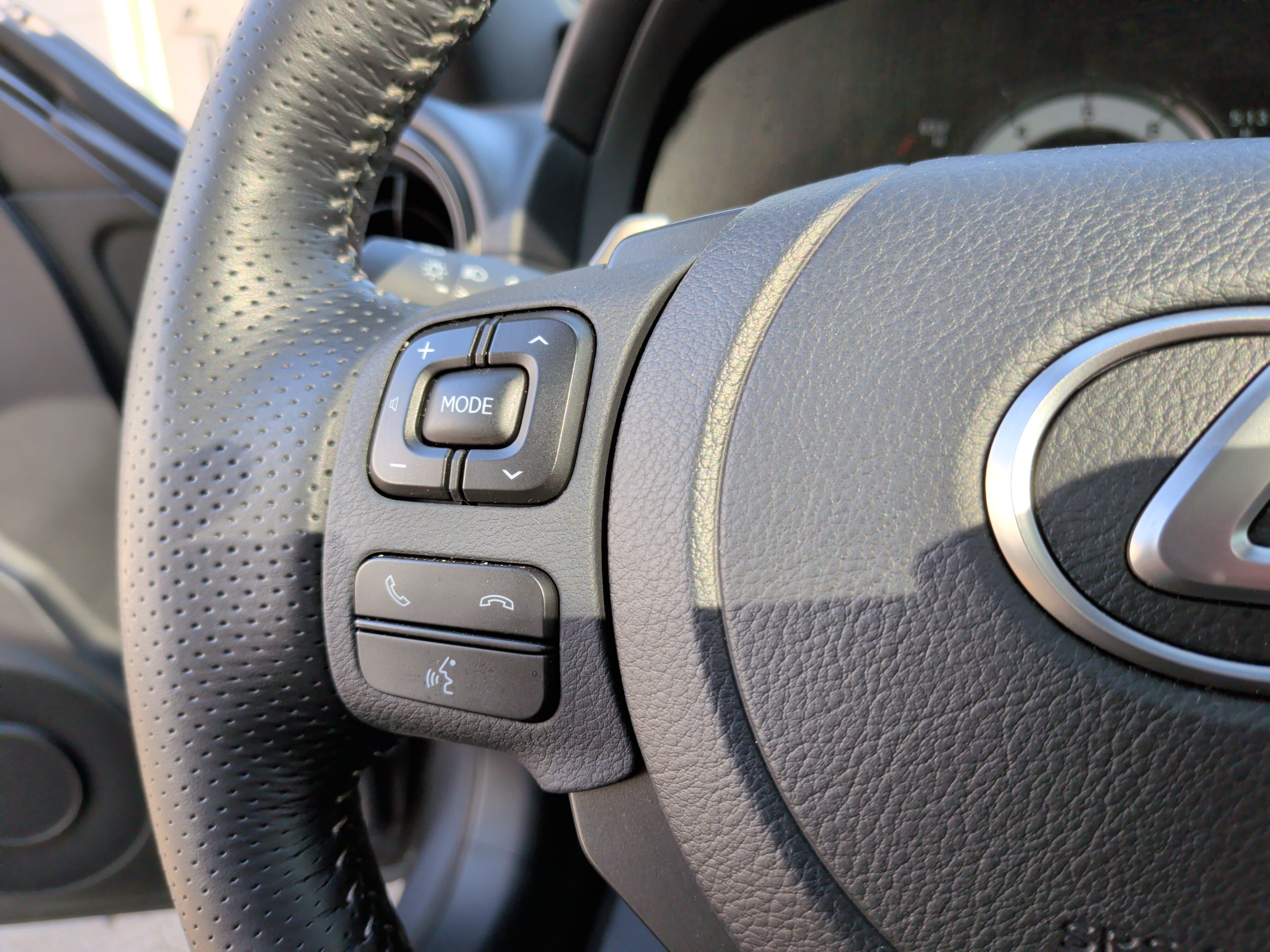 Used 2023 Lexus IS 500 w/ Accessory Package RWD image 18