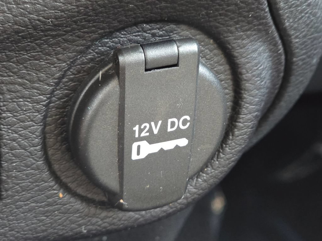 Used 2016 Jeep Wrangler Unlimited Rubicon AWD/4WD image 10
