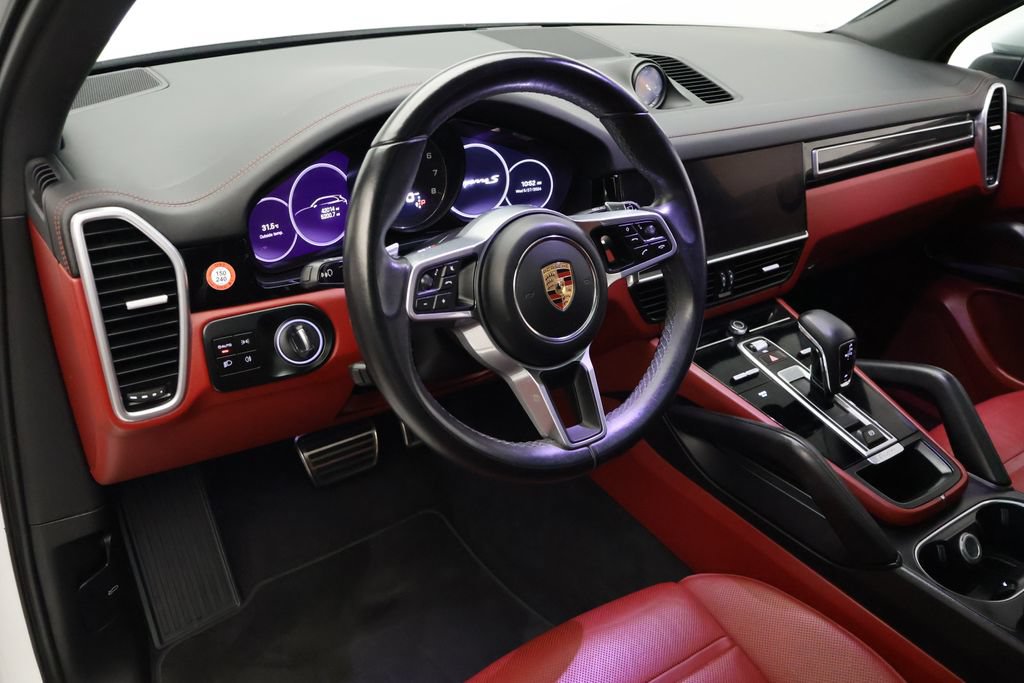 Certified 2023 Porsche Cayenne S AWD/4WD image 15
