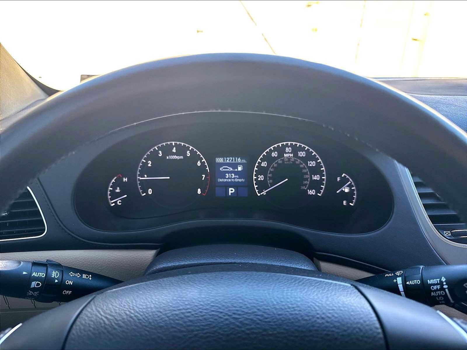 Used 2012 Hyundai Genesis 3.8 w/ Premium Pkg RWD image 19