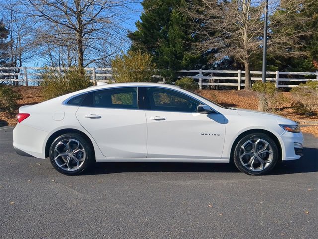 Used 2023 Chevrolet Malibu LT image 3