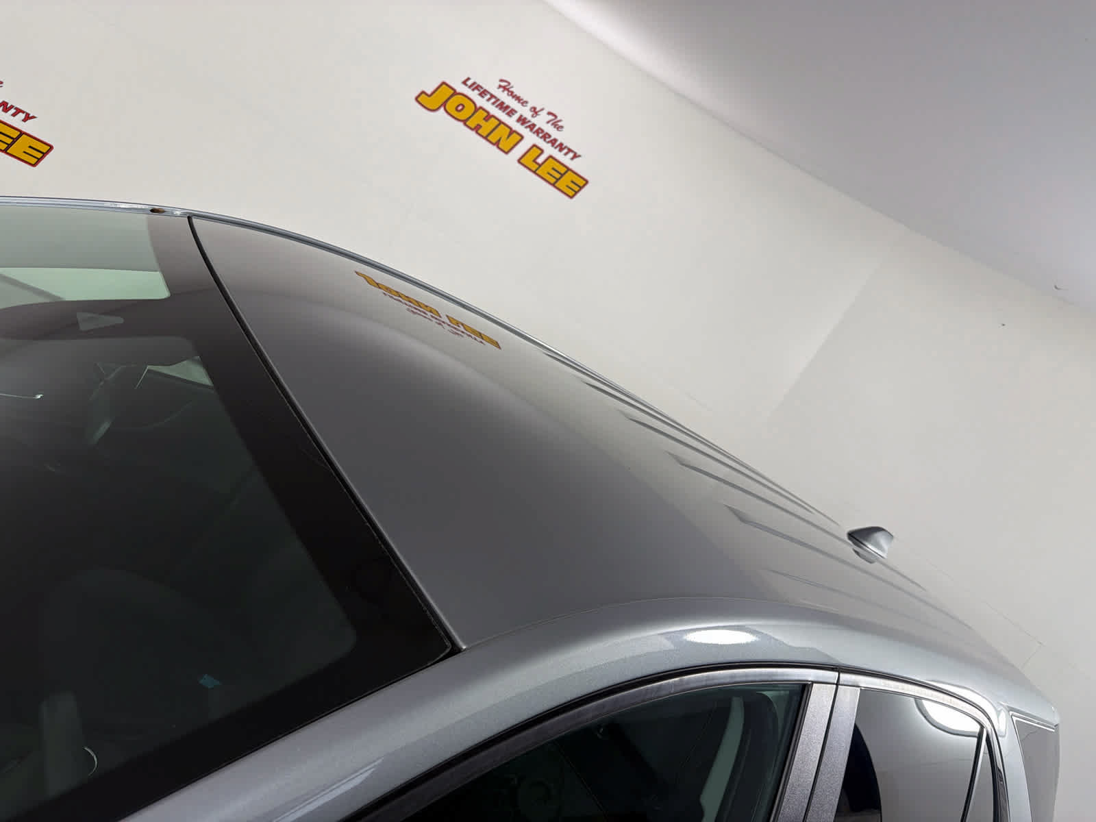 Used 2023 Chevrolet Equinox LT FWD image 12