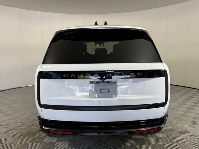 Used 2025 Land Rover Range Rover SE AWD/4WD image 11