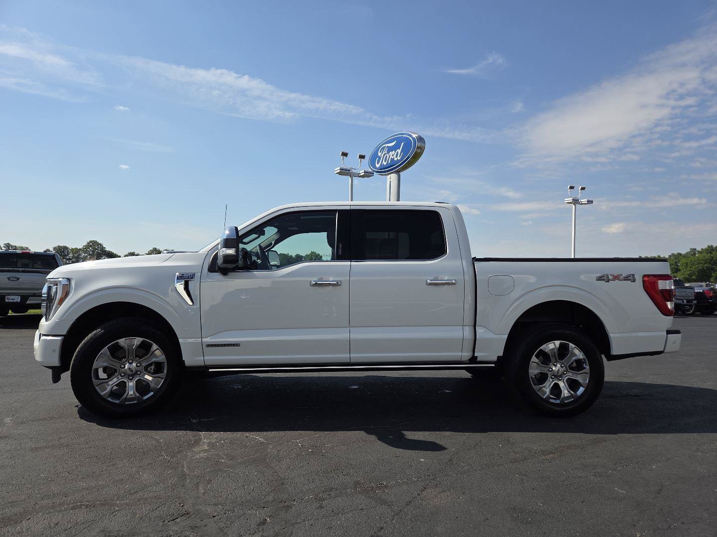 Used 2022 Ford F150 Platinum w/ Equipment Group 701A High AWD/4WD image 17