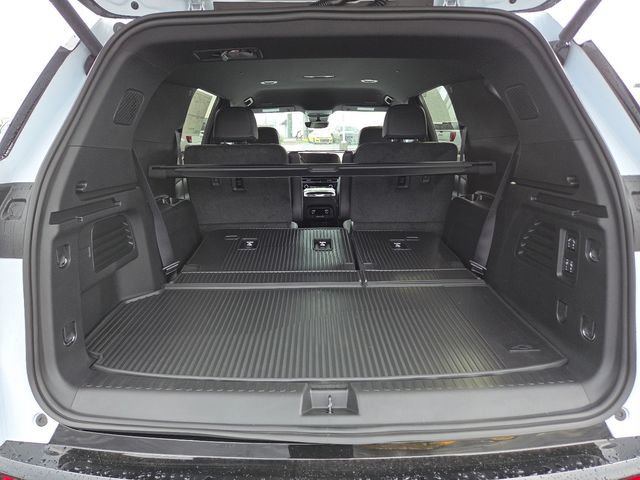 New 2027 Chevrolet Traverse RS w/ LPO, Floor Liner Package AWD/4WD image 20
