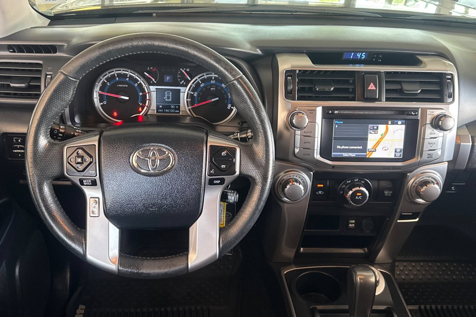Used 2018 Toyota 4Runner SR5 Premium AWD/4WD image 11
