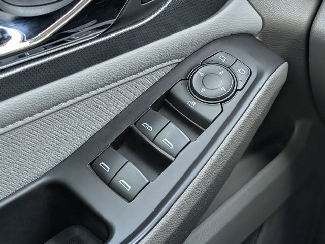 Used 2020 Chevrolet Traverse Premier image 26