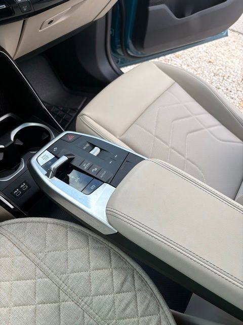 Used 2024 BMW X1 xDrive28i w/ Technology Package image 6