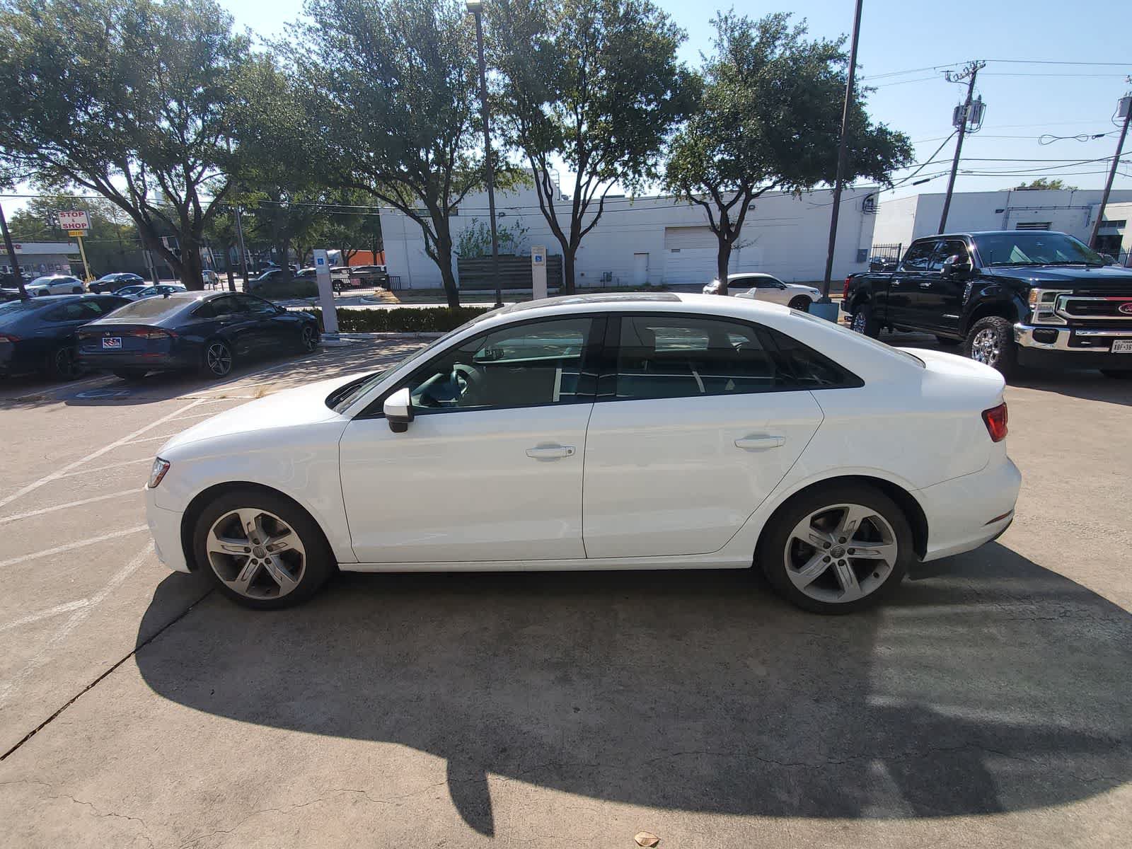 Used 2017 Audi A3 2.0T Premium FWD image 3