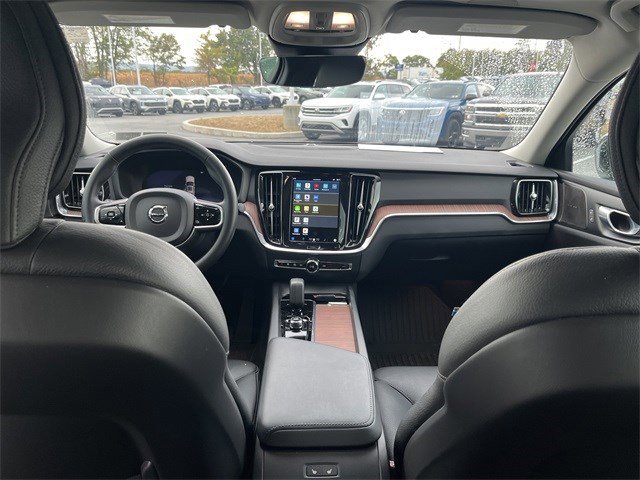 Used 2024 Volvo S60 B5 Plus image 19