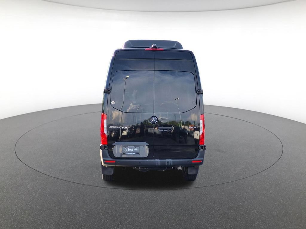Used 2021 Mercedes-Benz Sprinter 2500 image 6