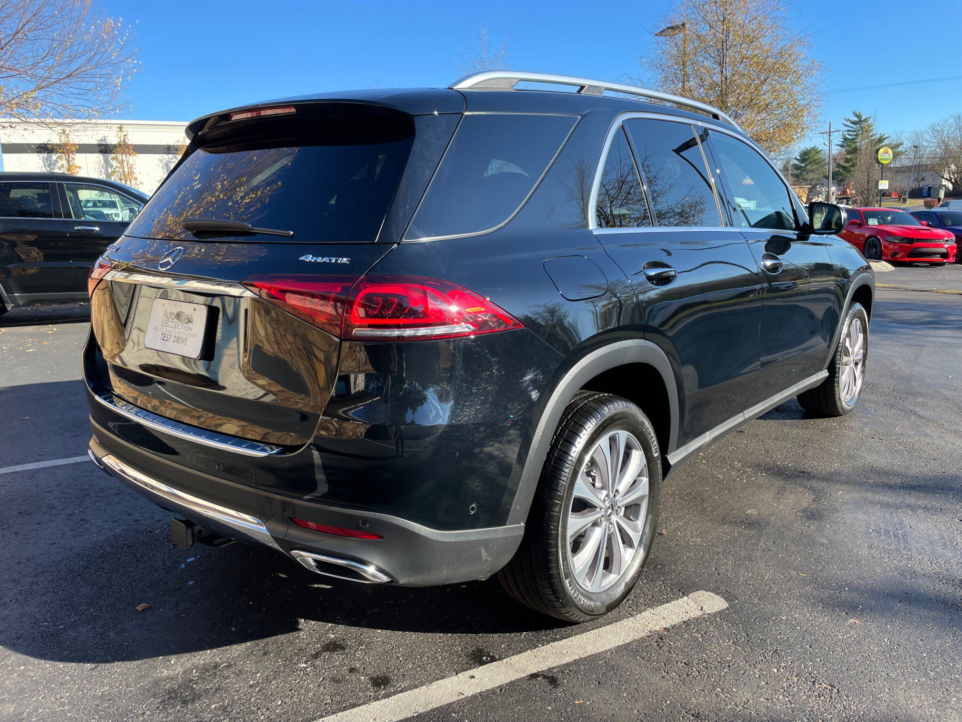 Used 2023 Mercedes-Benz GLE 350 4MATIC image 3