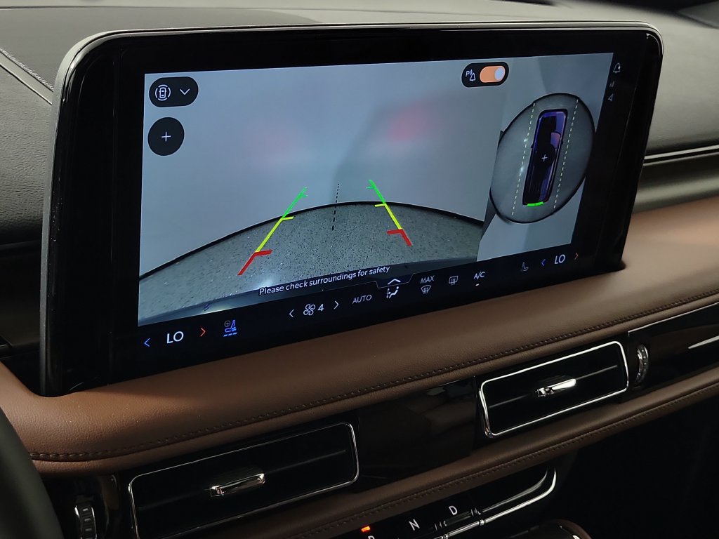 New 2026 Lincoln Aviator Reserve w/ Luxury Package RWD image 28