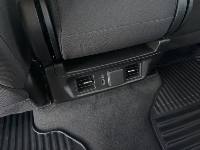Used 2025 Chevrolet Silverado 1500 LT image 18
