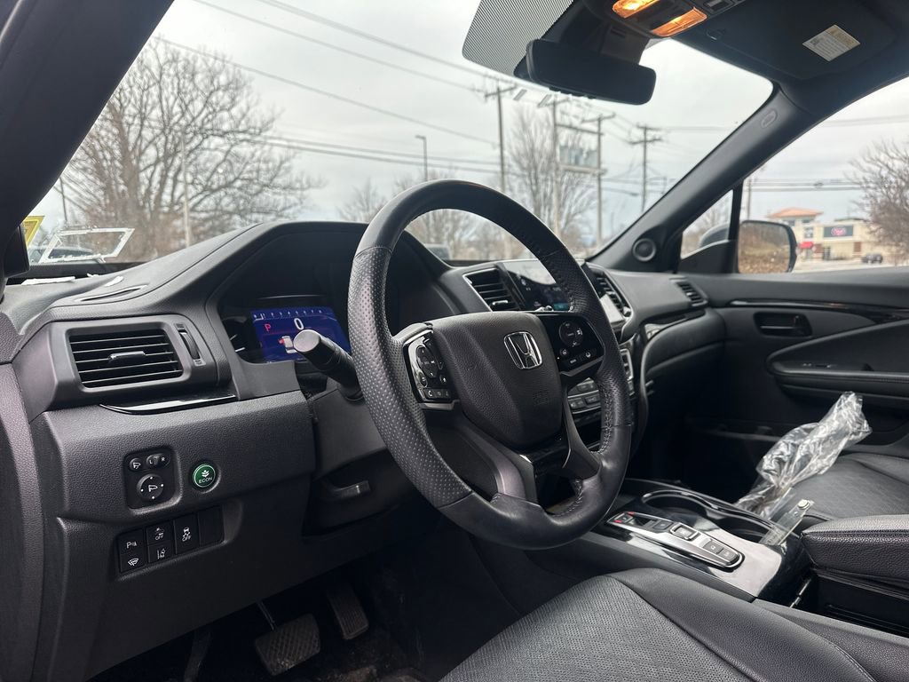 Used 2022 Honda Passport Elite image 6