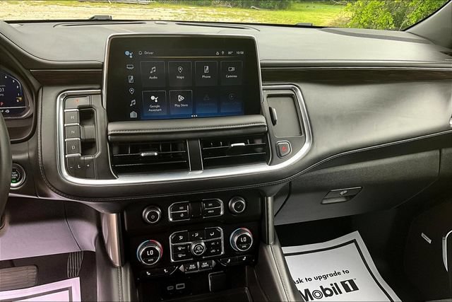 Used 2024 Chevrolet Suburban LT RWD image 15